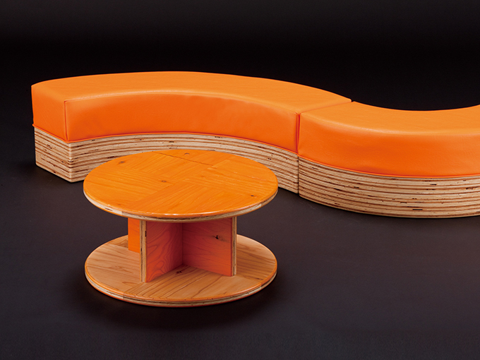 wood_circle_bench01